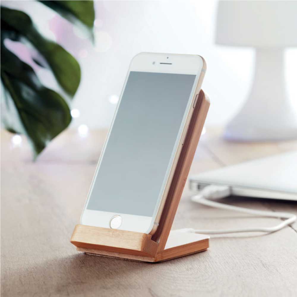 Eco-Friendly Bamboo 10W Wireless Charger Stand - Image 3