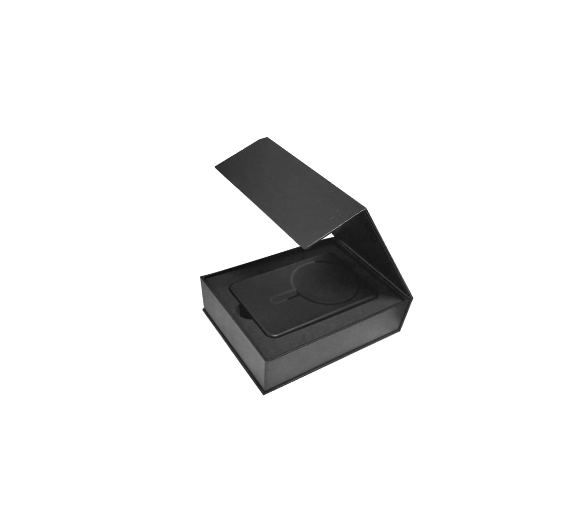 TOVUZ - Giftology 10,000 mAh Magnetic Wireless Powerbank in Gift Box - Black - Image 5