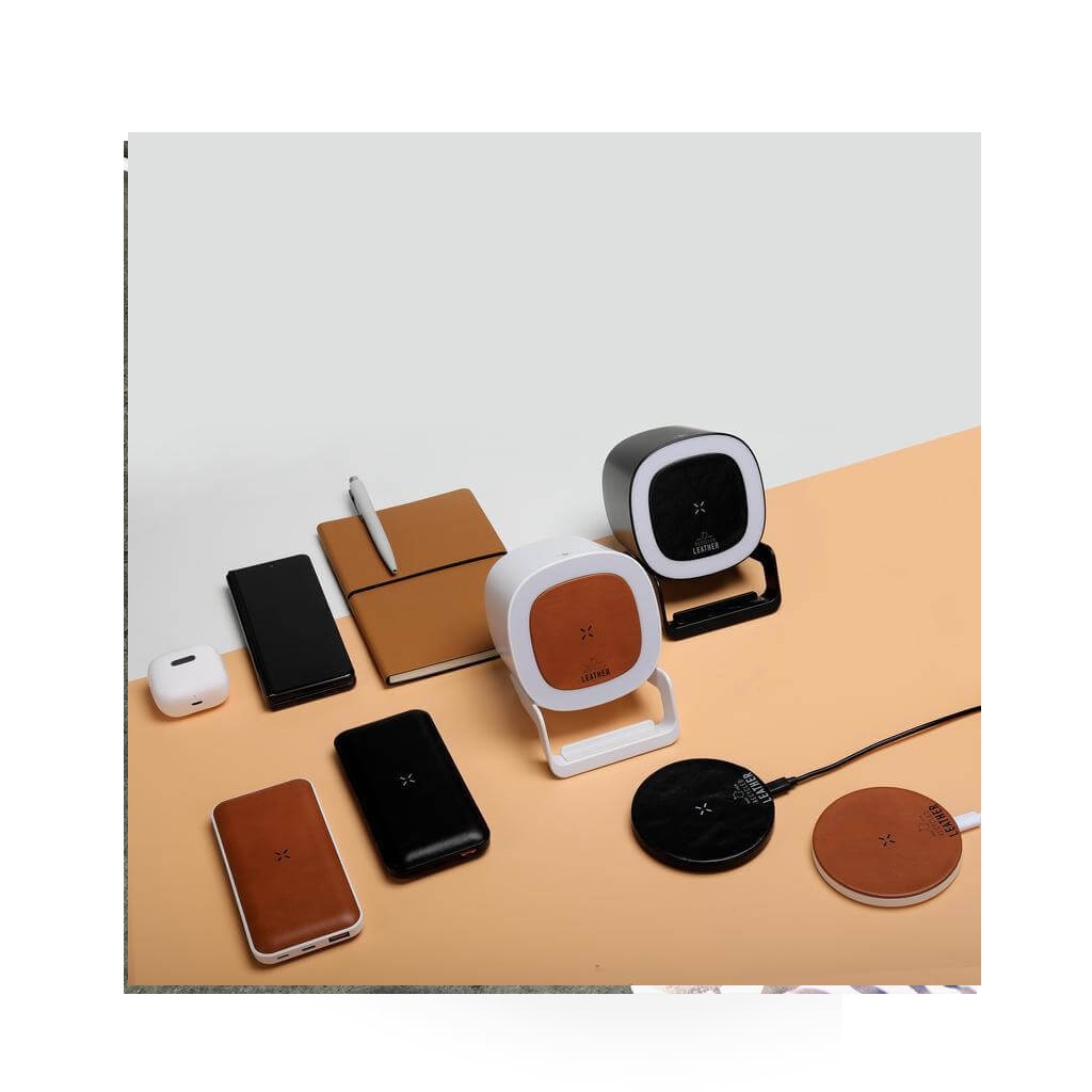 ALBECK - Recycled Leather 10000mAh PD Powerbank - White/Tan - Image 6